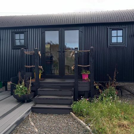Delightful Shepherds Hut Westport Exterior photo